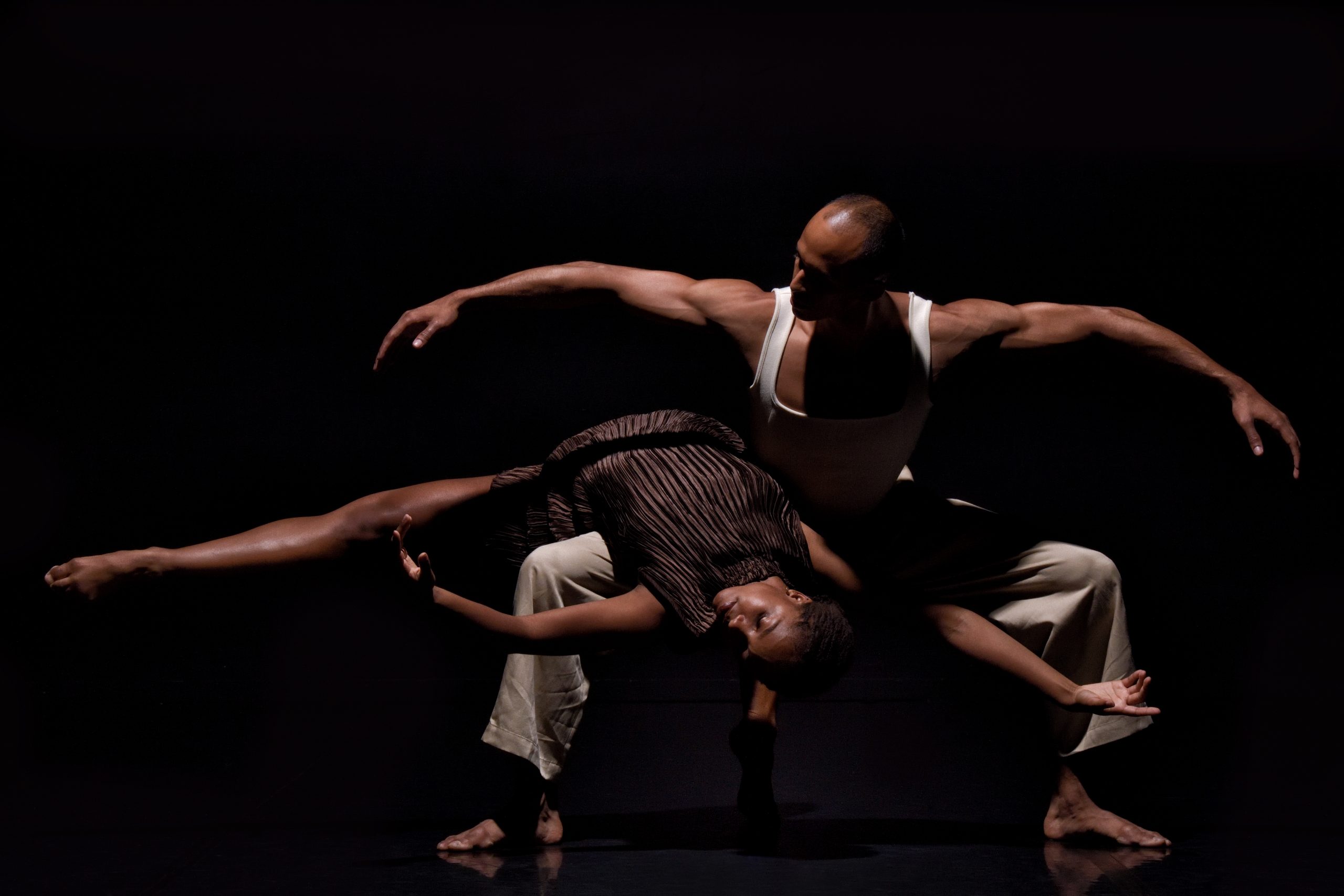 contemporary dance split